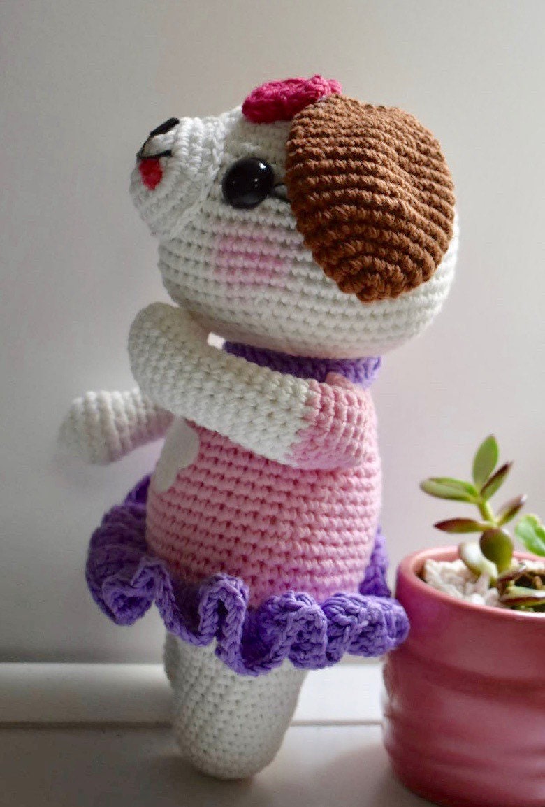 9 inches crocheted doggie