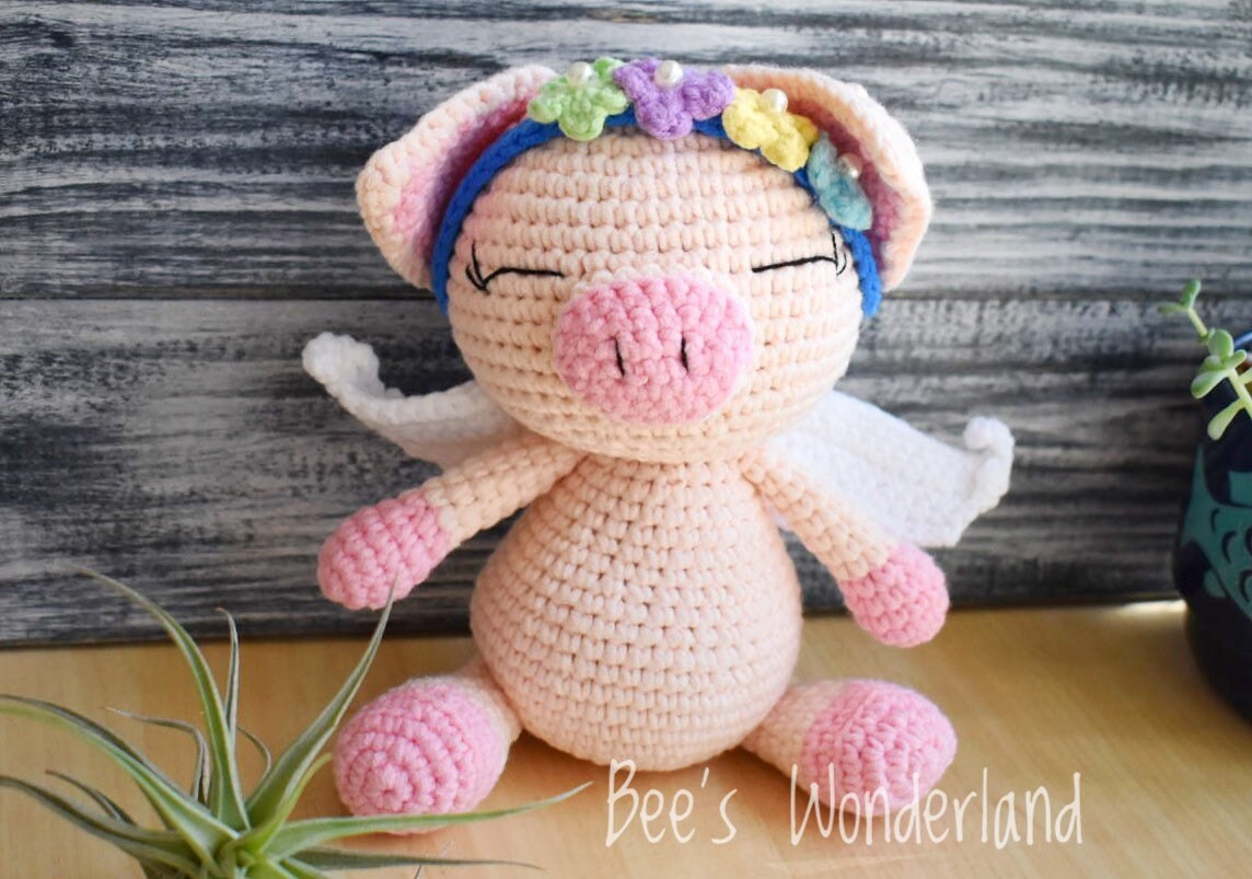 Crocheted piggy