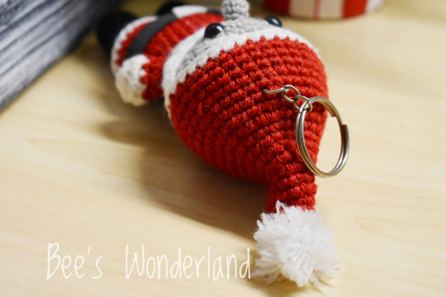 Stuffed crochet toys- Crochet keychain - Amigurumi - Santa Claus crochet keychain - Christmas gifts-Christmas crochet ornaments