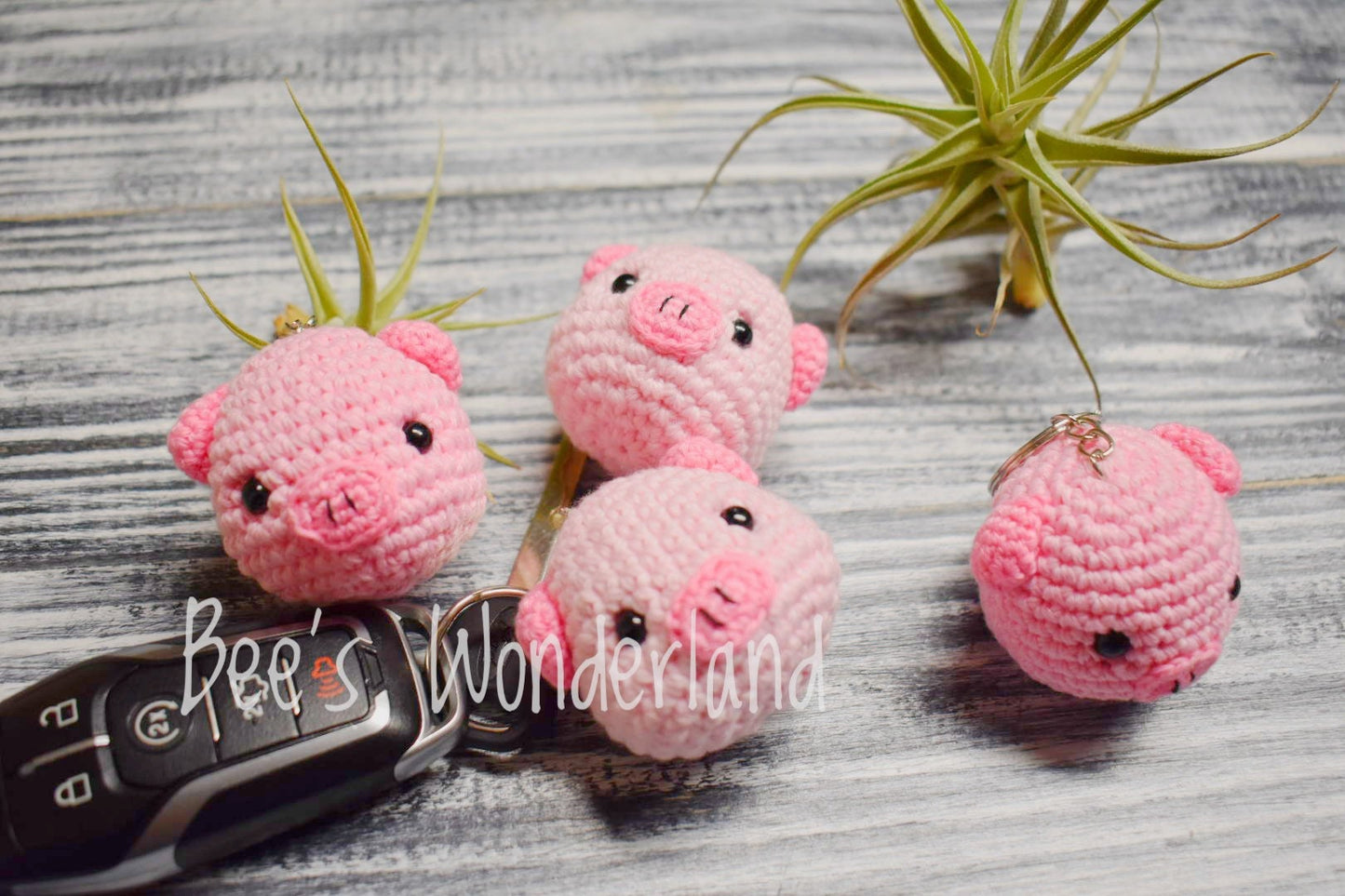 Piggy crocheted keychain