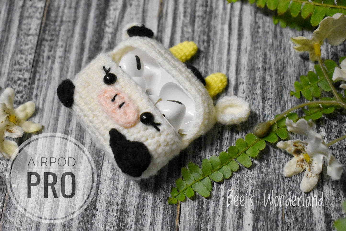 Crochet cow Airpod Pro case, Handmade case,stocking stuffers,cow print AirPod case, gift for her/him, Valentine’s gift, Birthday gift