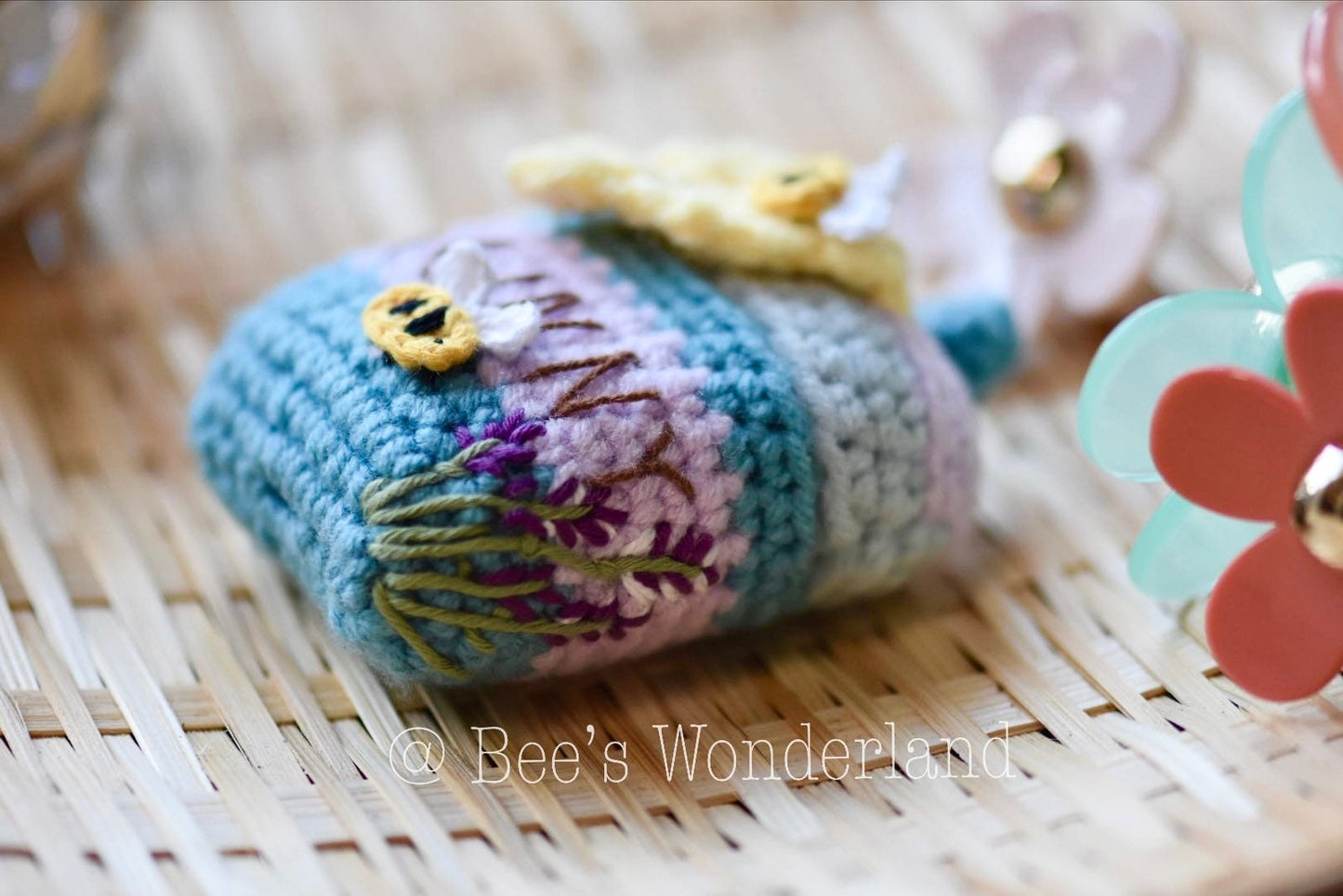 Hunny AirPods case, Crochet AirPod l, Handmade case,stocking stuffers, cute honey AirPod case, Valentine’s gift, gift for her/him