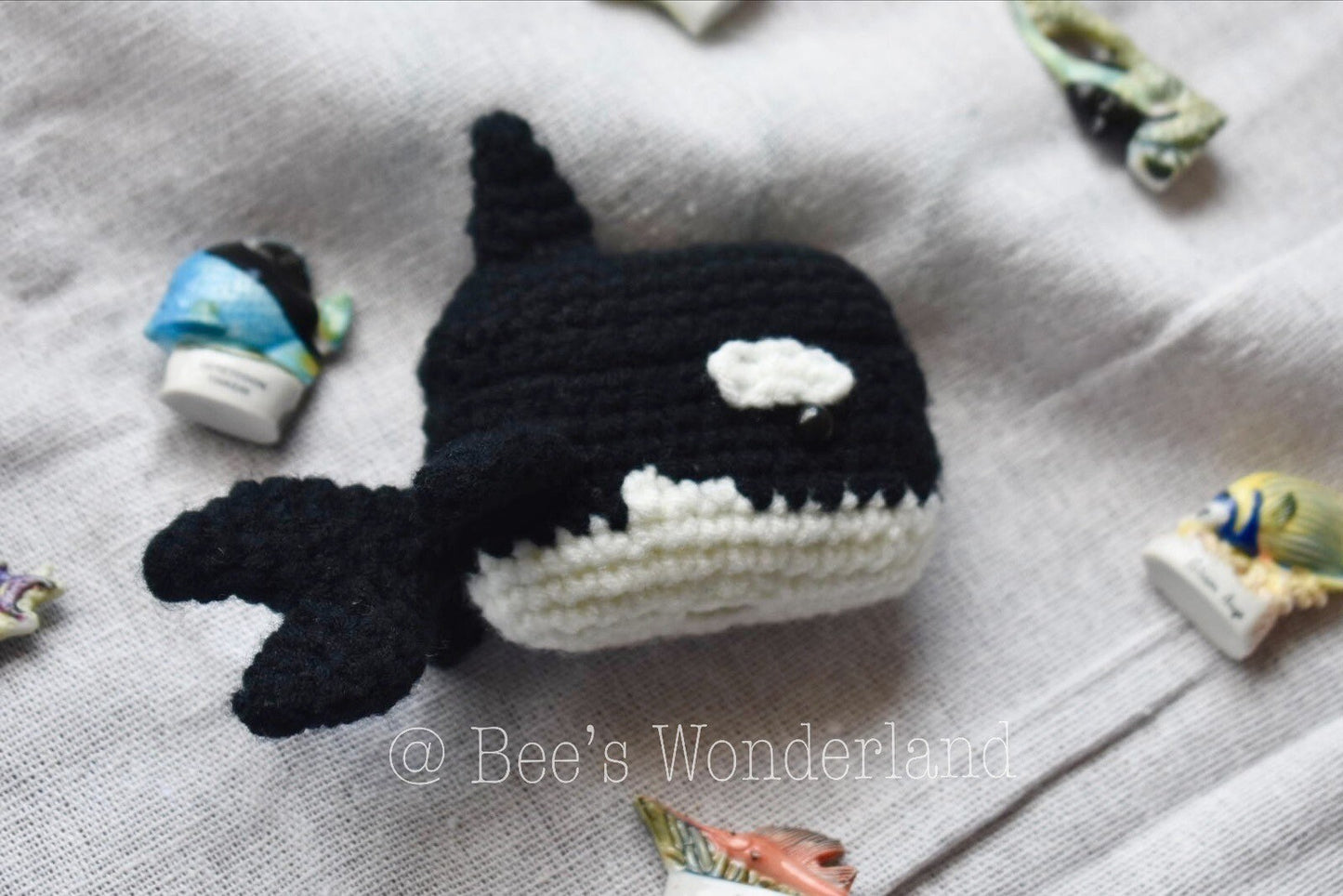 Orca Whale AirPods Pro case, Crochet AirPods Pro case, Handmade gifts , killer whale AirPods Pro case, gift for her, gift for him