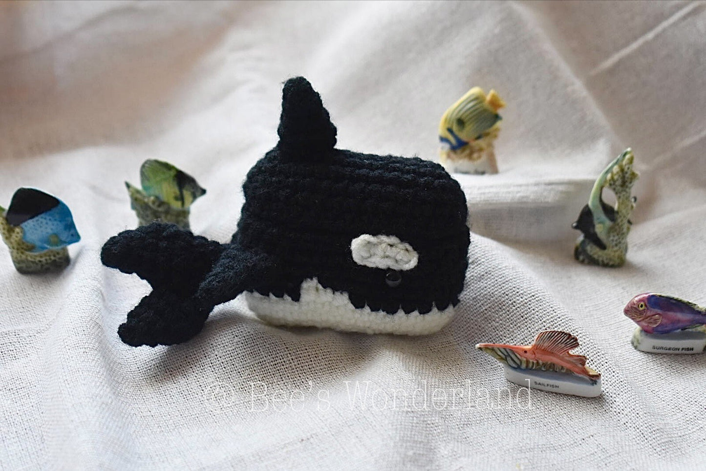Orca Whale AirPods Pro case, Crochet AirPods Pro case, Handmade gifts , killer whale AirPods Pro case, gift for her, gift for him