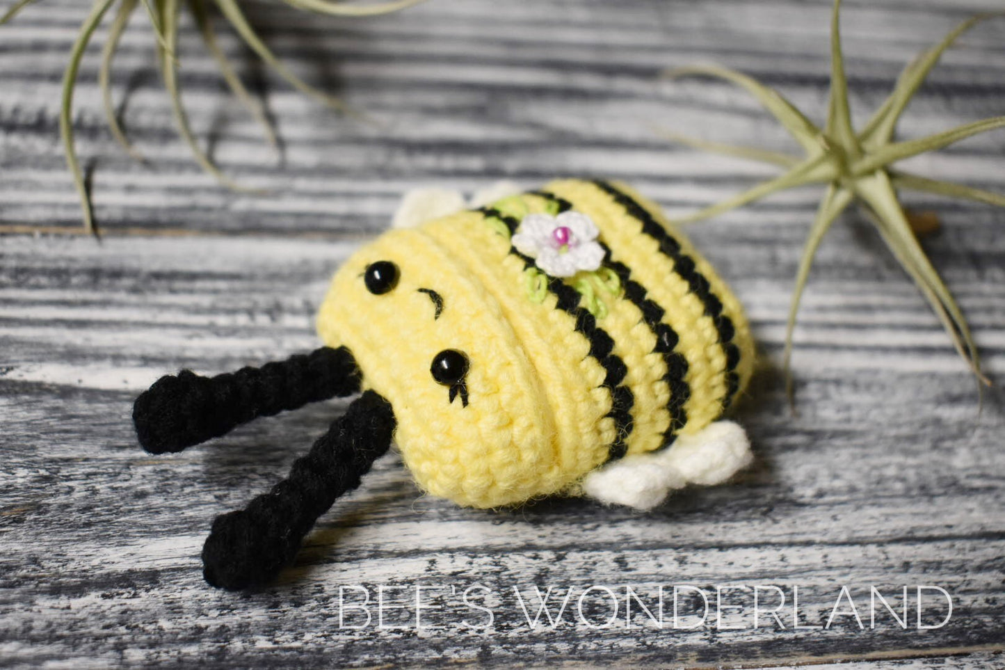 Bee crocheted AirPod case