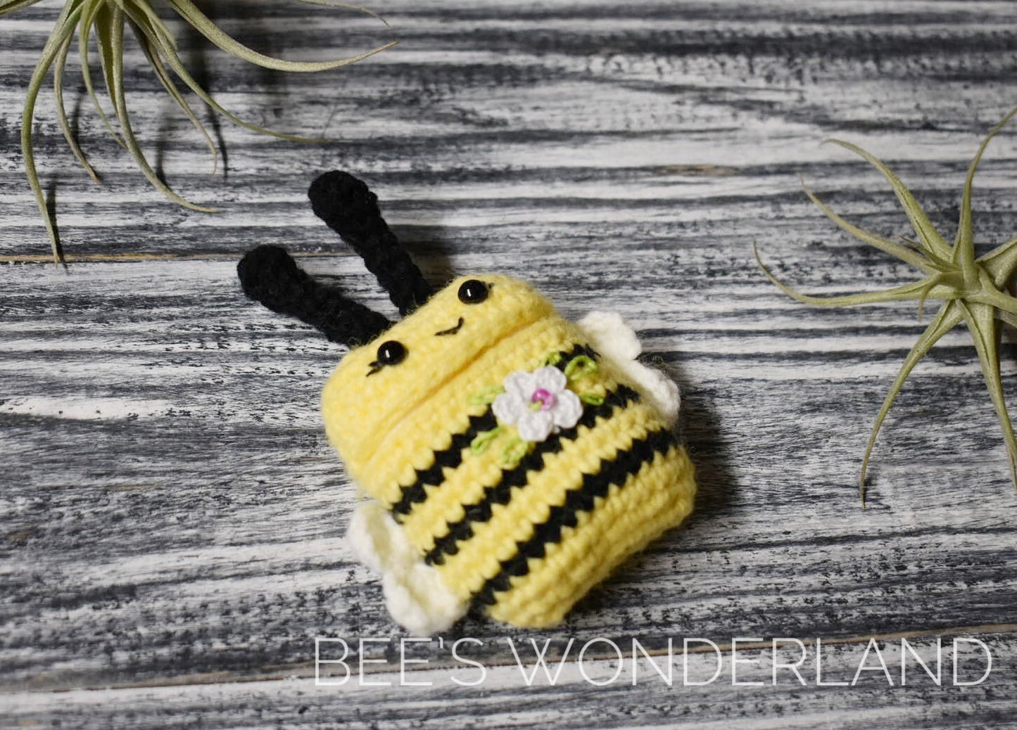 Bee crocheted AirPod case