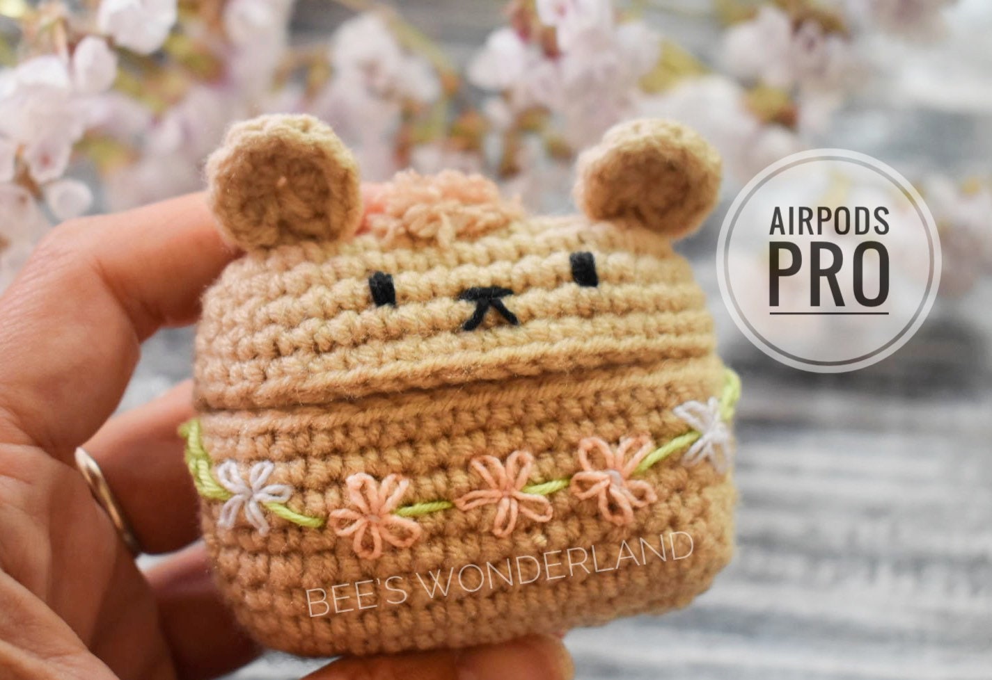 AirPods Pro crochet case, cute kitty AirPods Pro case, Handmade case, cute cat characters, stocking stuffers, cute kitten AirPod case