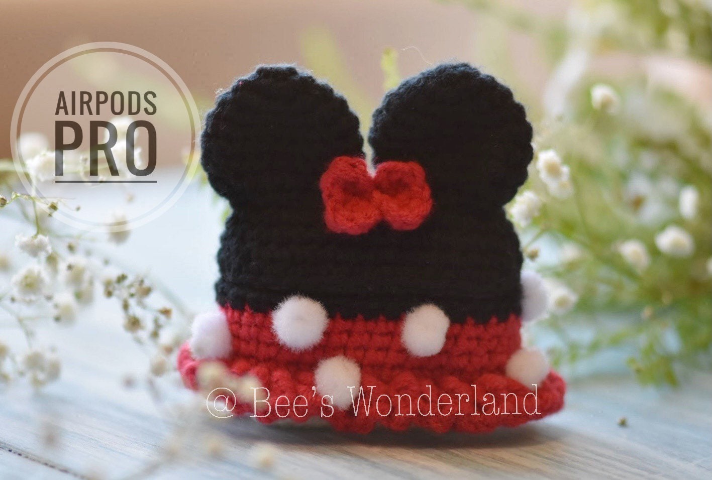 Crocheted Minnie AirPods Pro case
