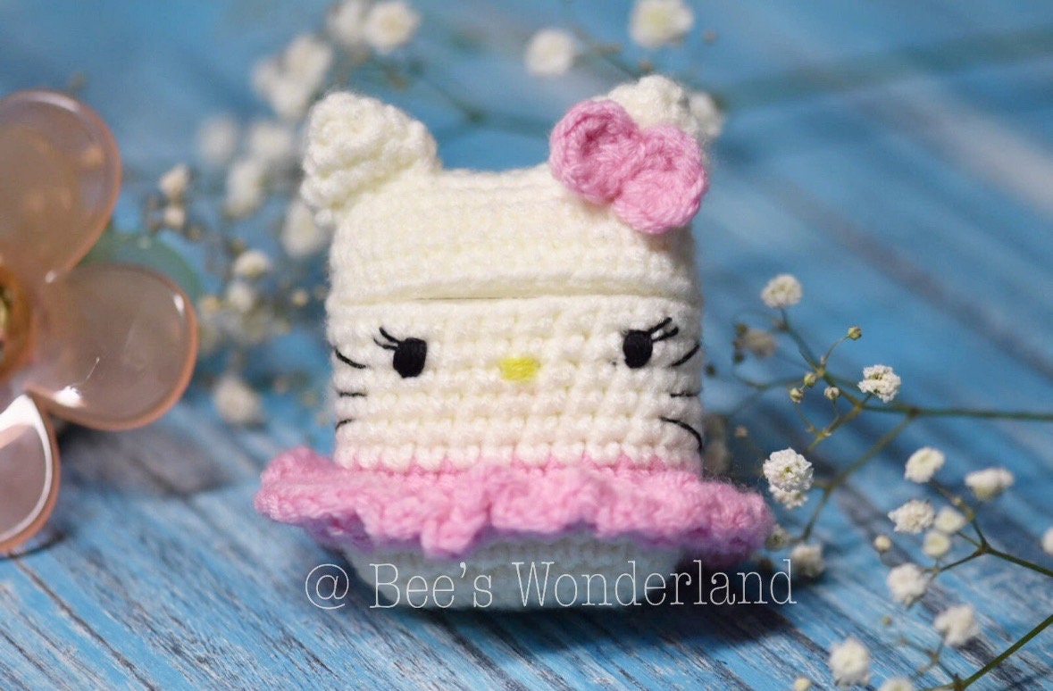 Crochet kitty AirPods case